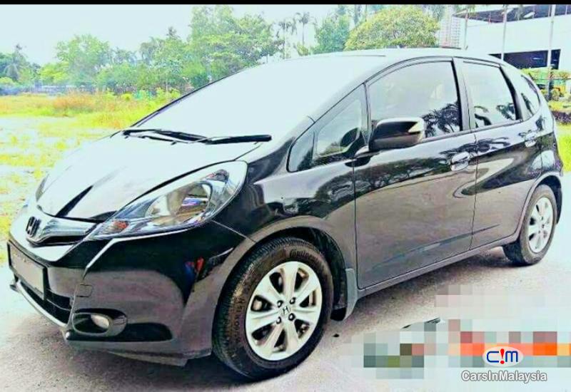Picture of Honda Jazz Automatic 2014