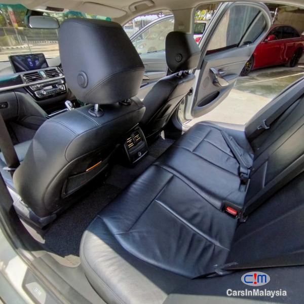 BMW Automatic 2012 - image 10