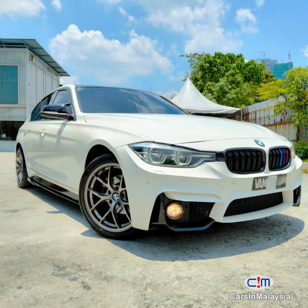Pictures of BMW 3 Series Automatic 2012