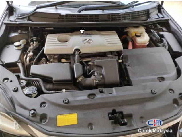 Lexus CT Automatic 2011 - image 3