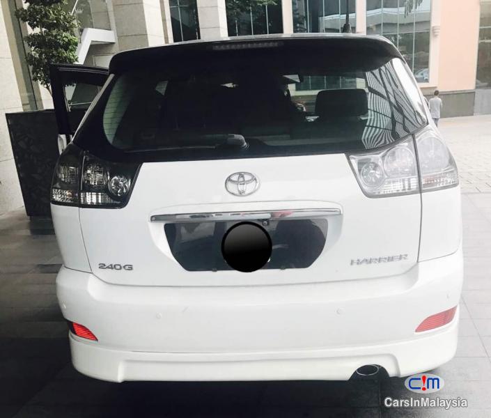 Toyota Harrier Automatic 2005 - image 4