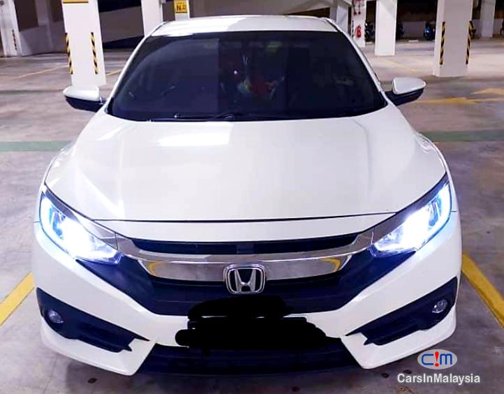 Honda Civic 1.5-LITER TURBO SPORTY SEDAN Automatic 2016 - image 2