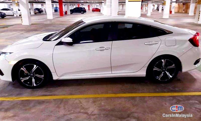 Honda Civic 1.5-LITER TURBO SPORTY SEDAN Automatic 2016 - image 4