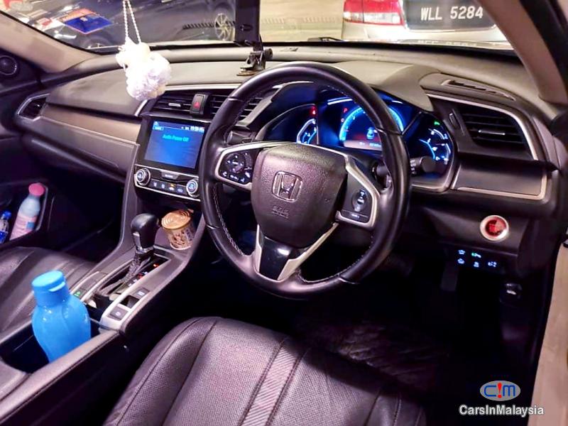 Honda Civic 1.5-LITER TURBO SPORTY SEDAN Automatic 2016 - image 5