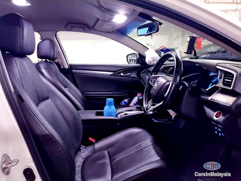 Honda Civic 1.5-LITER TURBO SPORTY SEDAN Automatic 2016 - image 6