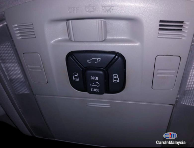 Toyota Vellfire 2.4-LITER FULLSPEC LUXURY FAMILY MPV Automatic 2014 - image 11