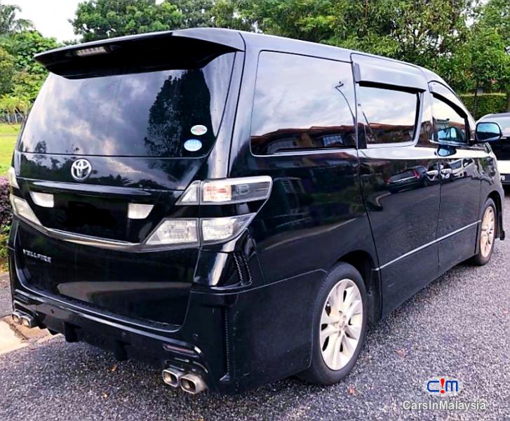 Toyota Vellfire 2.4-LITER FULLSPEC LUXURY FAMILY MPV Automatic 2014 - image 4