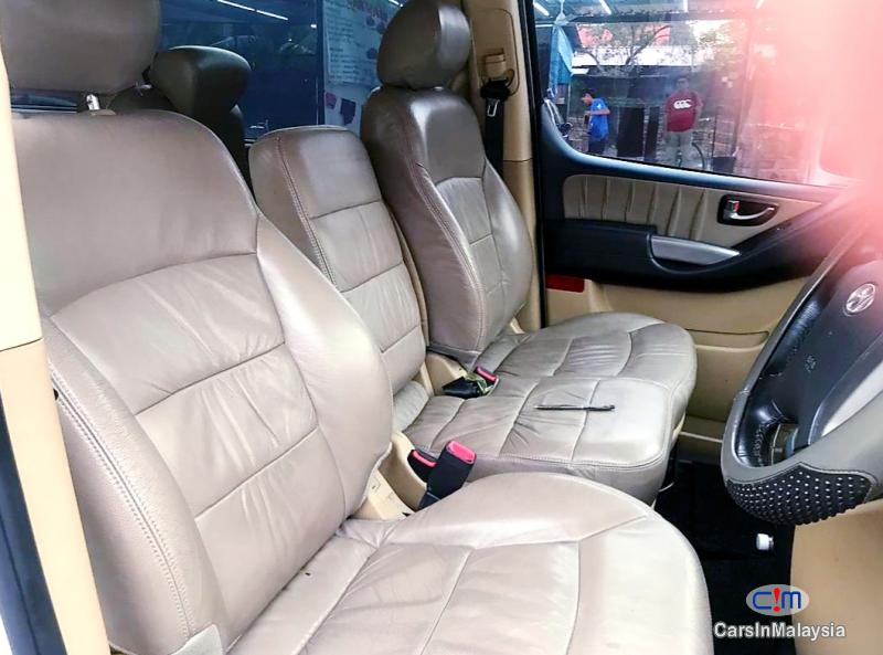 Hyundai Grand Starex 2.5-LITER DIESEL FAMILY MPV FULLSPEC Automatic 2013 in Malaysia