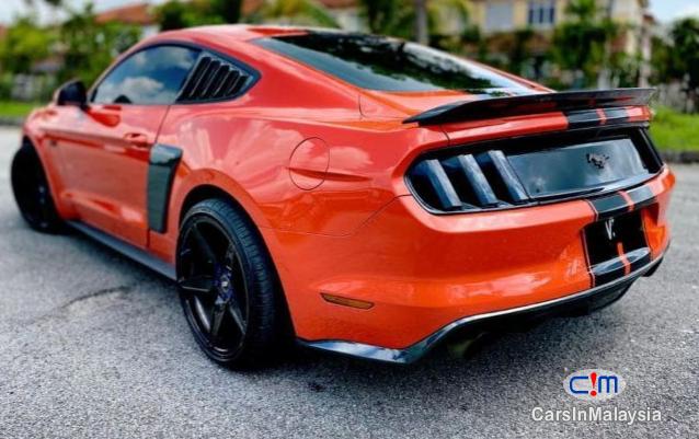 Ford MUSTANG 2300 Automatic 2019