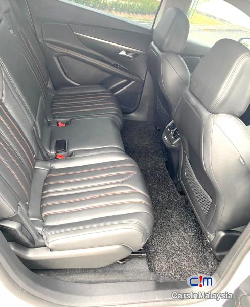 Peugeot 5008 1.6-LITER TURBO LUXURY SUV 7 SEATER Automatic 2020 - image 5