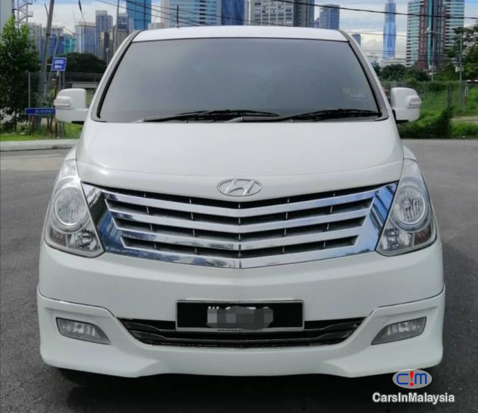 Hyundai Starex 2.5-LITER FAMIY MPV DIESEL TURBO Automatic 2014 in Kuala Lumpur