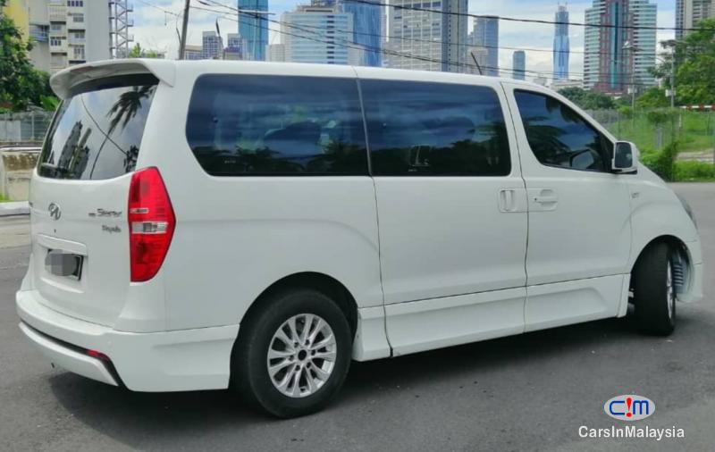 Hyundai Starex 2.5-LITER FAMIY MPV DIESEL TURBO Automatic 2014 in Malaysia