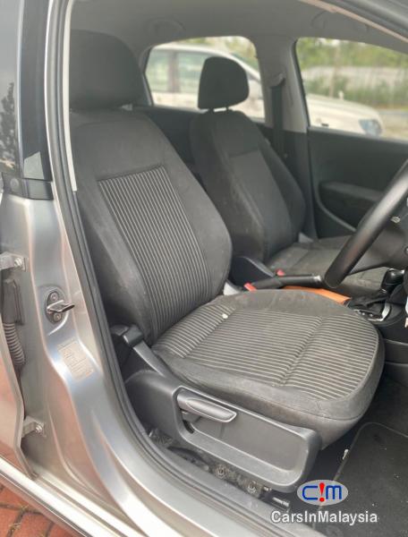 Volkswagen Polo sedan 1.6-LITER ECONOMY SEDAN Automatic 2012 in Selangor - image