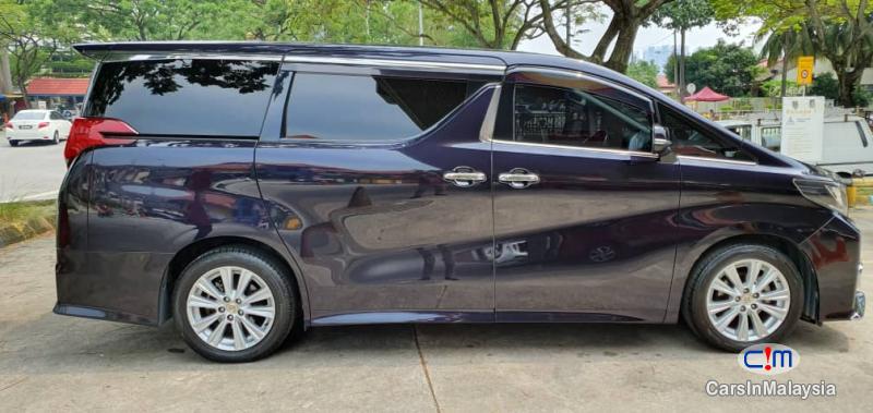 Toyota Vellfire Zg Manual 2015 - image 6