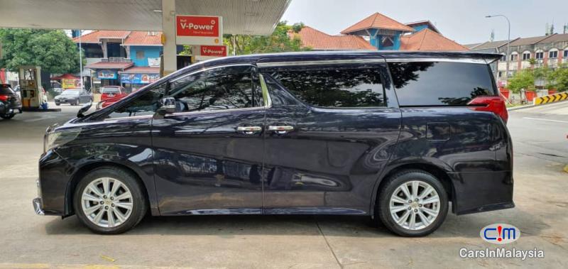 Toyota Vellfire Zg Manual 2015 - image 7