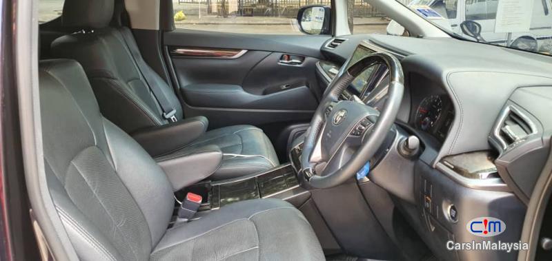 Toyota Vellfire Zg Manual 2015 - image 8