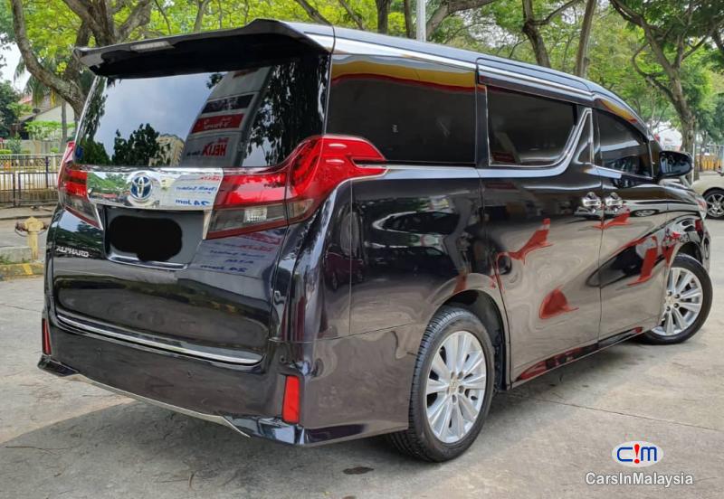 Toyota Vellfire Zg Manual 2015 - image 9