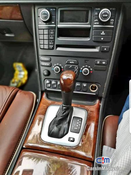 Volvo XC90 2.5 T5 Turbo Automatic 2013 in Selangor - image