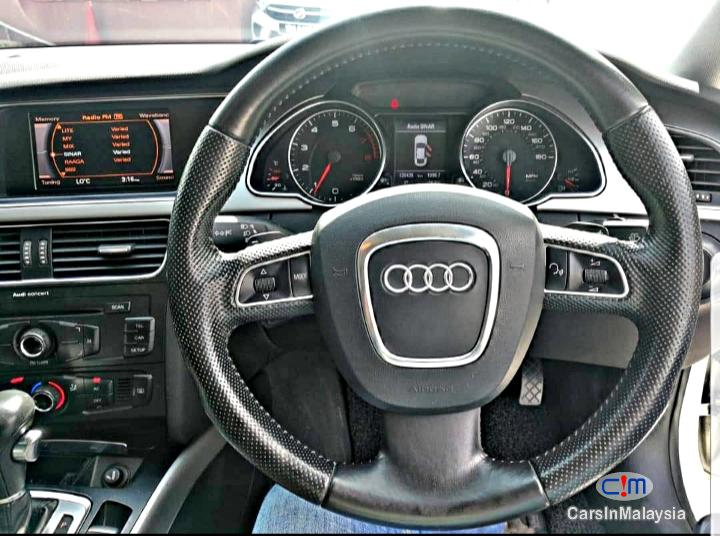 Audi A5 2.0 TFSI Automatic 2011 - image 10