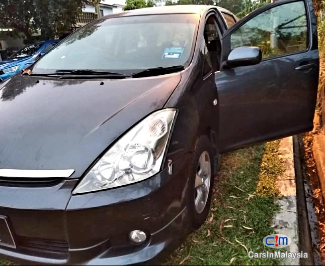 Toyota Wish 1.8L MPV Automatic 2004 in Malaysia
