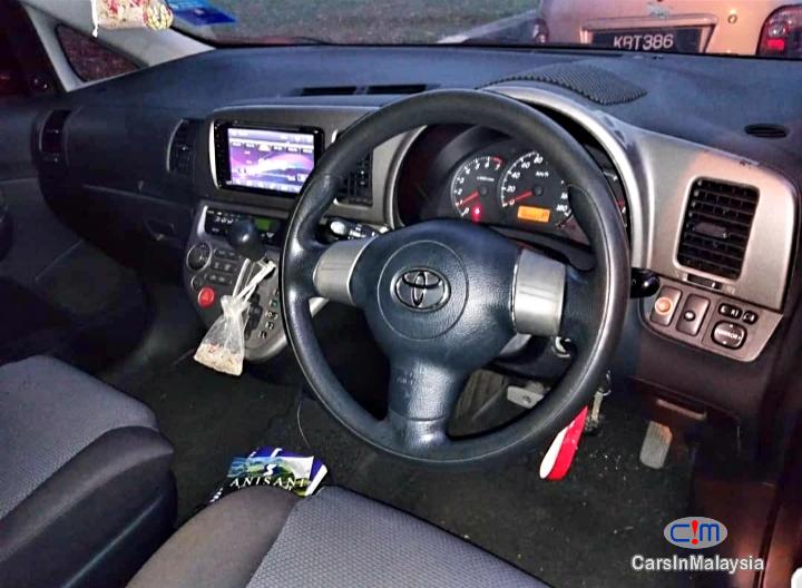 Toyota Wish 1.8L MPV Automatic 2004 in Selangor - image