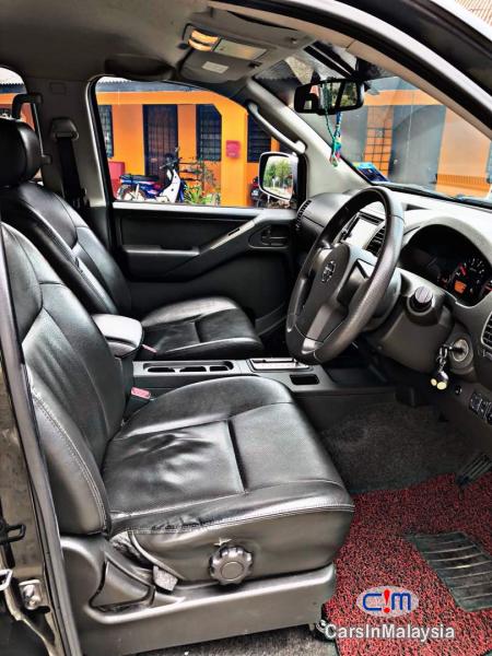 Nissan Navara 4WD 4X4 DOUBLE CAB Automatic 2013 - image 10