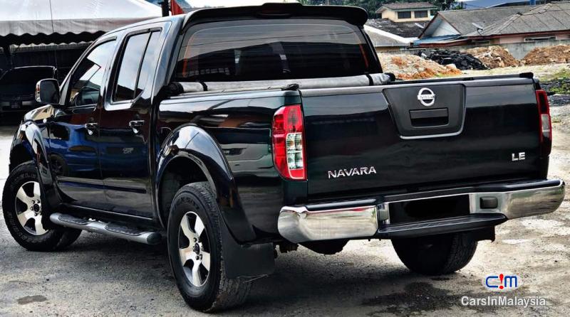 Nissan Navara 4WD 4X4 DOUBLE CAB Automatic 2013