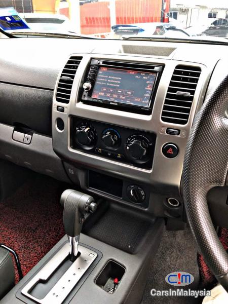 Nissan Navara 4WD 4X4 DOUBLE CAB Automatic 2013 in Selangor - image