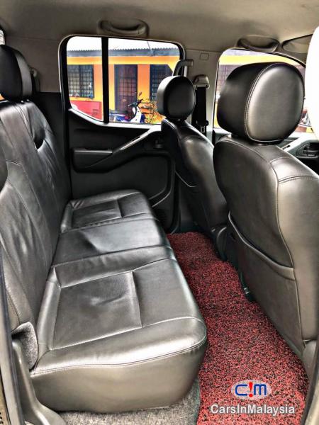 Nissan Navara 4WD 4X4 DOUBLE CAB Automatic 2013 - image 9