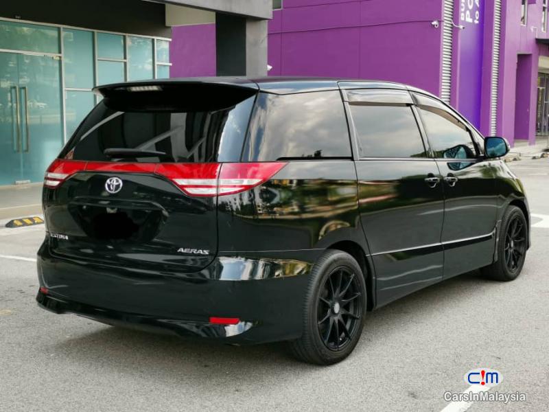 Toyota Estima 2.4-LITER LUXURY FAMILY MPV Automatic 2012 - image 2