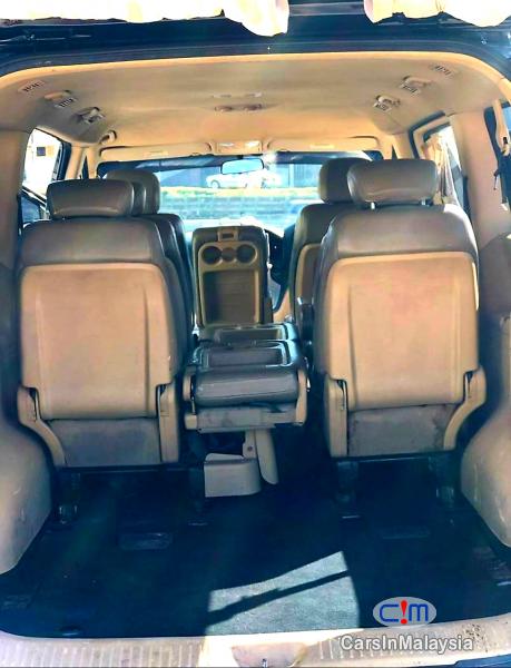 Hyundai Starex 2.5-LITER 11 SEATER FAMILY MPV DIESEL TURBO Automatic 2010 - image 12