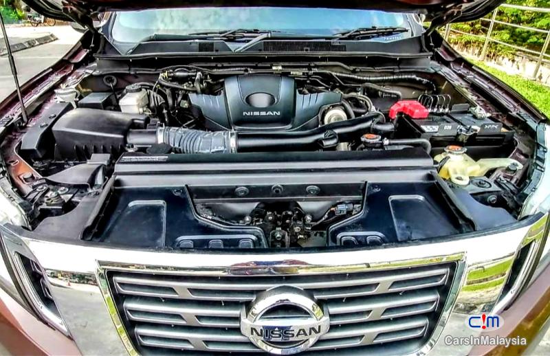 Nissan Navara 2.5-LITER 4X4 DOUBLE CAB DIESEL TURBO Automatic 2018 - image 13