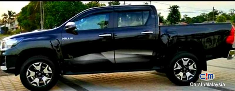 Toyota Hilux 2.4-LITER NEW 4X4 DIESEL TURBO DOUBLE CAB CHASSIS Automatic 2020