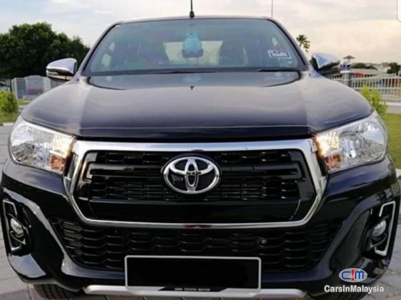 Toyota Hilux 2.4-LITER NEW 4X4 DIESEL TURBO DOUBLE CAB CHASSIS Automatic 2020 in Kuala Lumpur