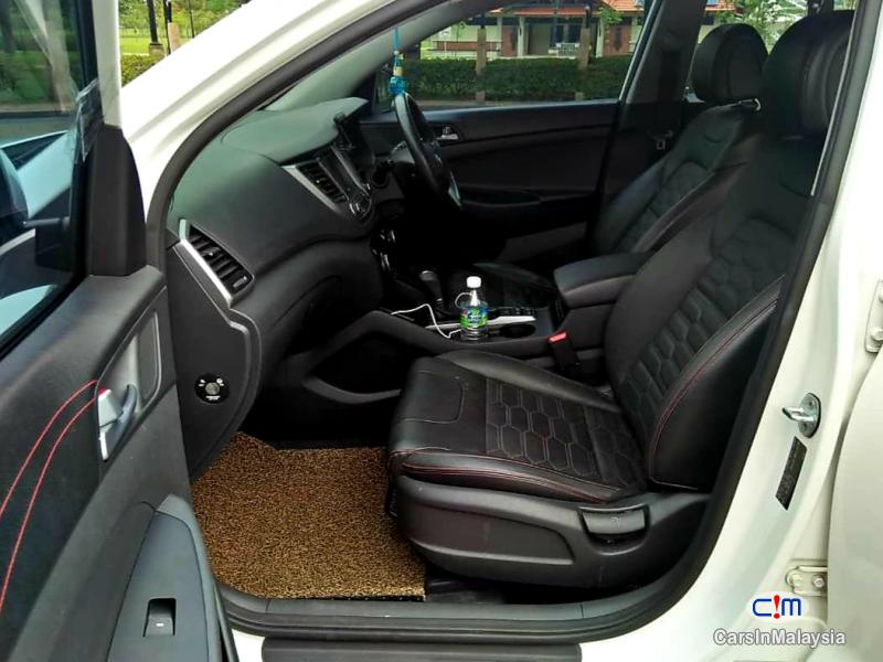 Hyundai Tucson 2.0-LITER BEAUTIFUL LUXURY SUV CAR Automatic 2016 - image 12