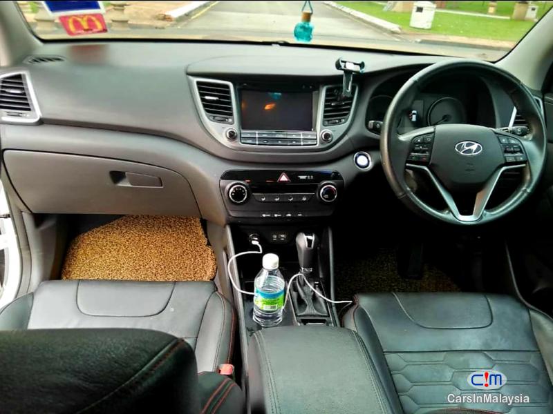 Hyundai Tucson 2.0-LITER BEAUTIFUL LUXURY SUV CAR Automatic 2016 - image 13