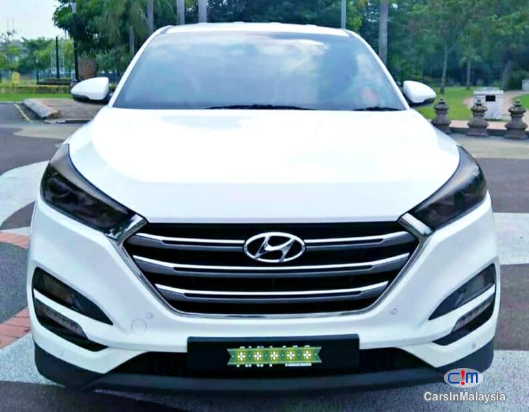 Hyundai Tucson 2.0-LITER BEAUTIFUL LUXURY SUV CAR Automatic 2016 in Kuala Lumpur - image