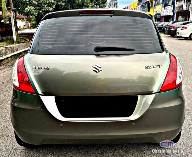 Suzuki Swift 1.4-LITER ECONOMY HATCHBACK Automatic 2015 - image 3