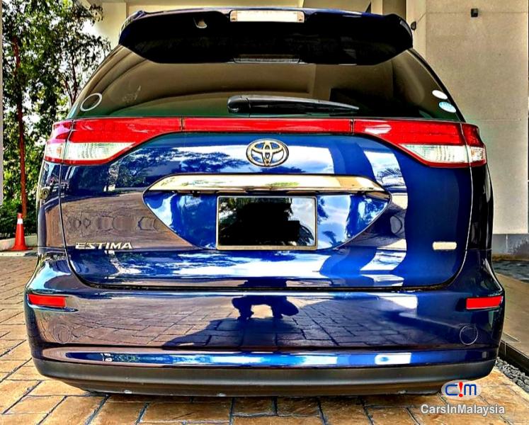 Toyota Estima 2400 Automatic 2017