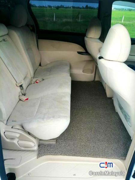 Toyota Estima 2.4-LITER LUXURY FAMILY MPV Automatic 2013 - image 7