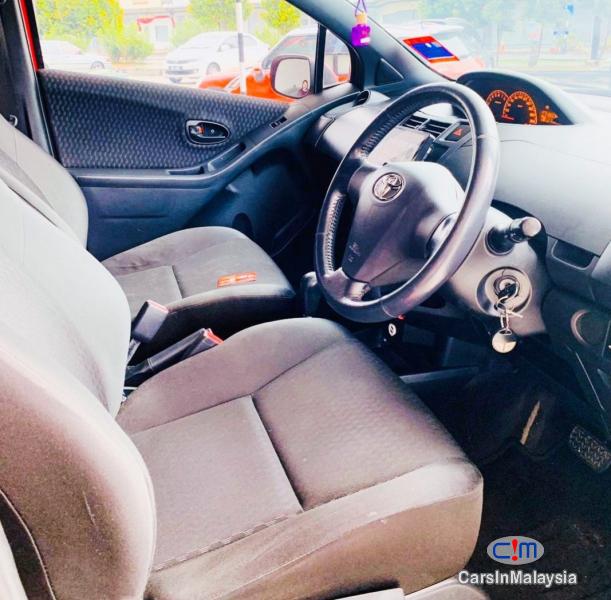 Toyota Yaris 1.5-LITER ECONOMY HATCHBACK Automatic 2008 - image 10