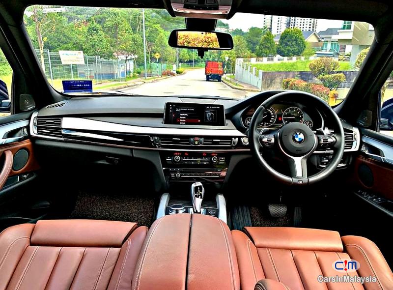 BMW 2.0-LITER LUXURY FAMILY SUV Automatic 2019 - image 10
