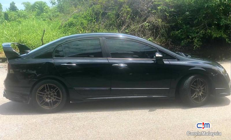 Honda Civic 2.0-LITER SPORT SEDAN Automatic 2010 in Selangor