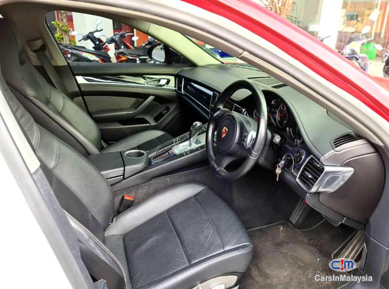 Porsche Panamera 3.6-LITER LUXURY SUPER SPORT CAR Automatic 2017 - image 10