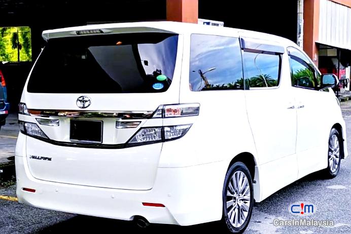 Toyota Vellfire 2.4-LITER GOLDEN EYES 7 SEATER LUXURY FAMILY MPV Automatic 2016
