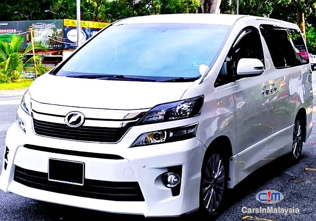 Toyota Vellfire 2.4-LITER GOLDEN EYES 7 SEATER LUXURY FAMILY MPV Automatic 2016 in Selangor