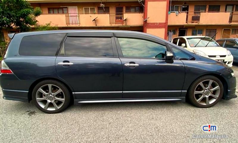 Picture of Honda Odyssey 2 4-LITER LUXURY MPV 7 SEATER Automatic 2012