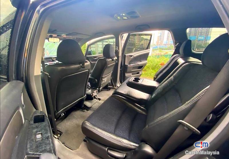 Honda Odyssey 2 4-LITER LUXURY MPV 7 SEATER Automatic 2012 - image 9