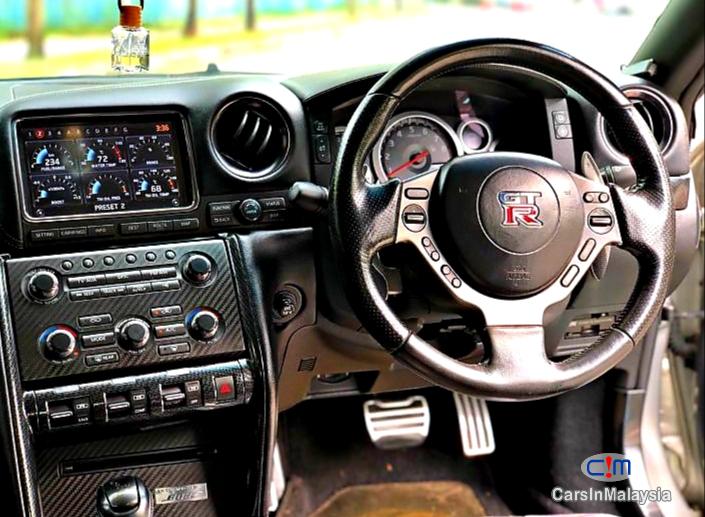 Nissan GTR 3.8-LITER SUPER SPORT CAR Automatic 2013 in Selangor - image