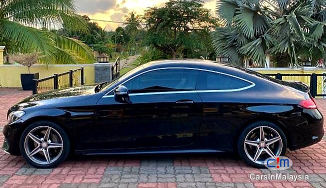 Mercedes Benz C200 2.0-LITER LUXURY AMG TURBO COUPE SPORT Automatic 2017 - image 12